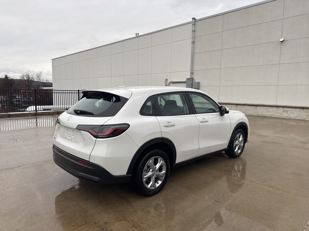 2025 Honda HR-V LX