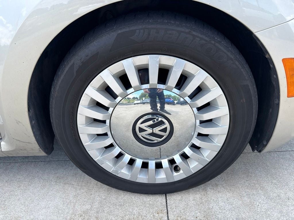 2013 Volkswagen Beetle 2.5L