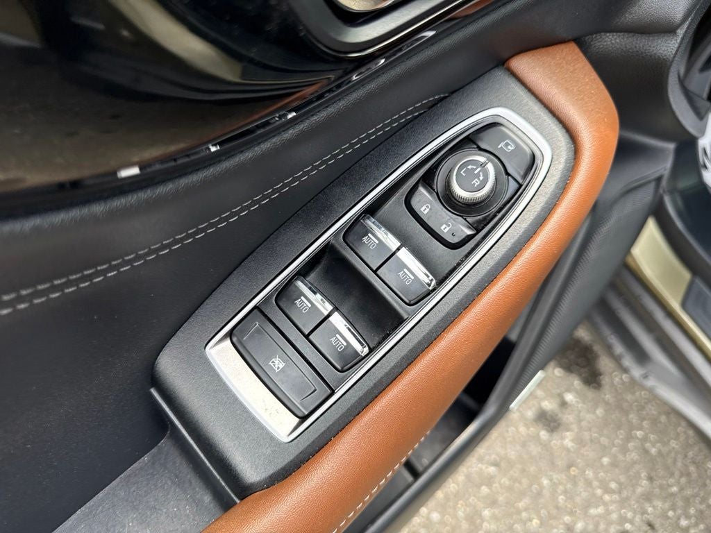 2022 Subaru Outback Touring XT