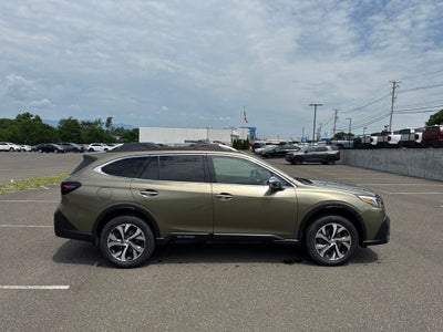 2022 Subaru Outback Touring XT