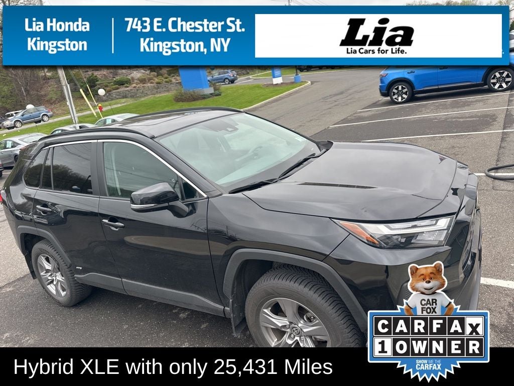 2022 Toyota RAV4 Hybrid XLE