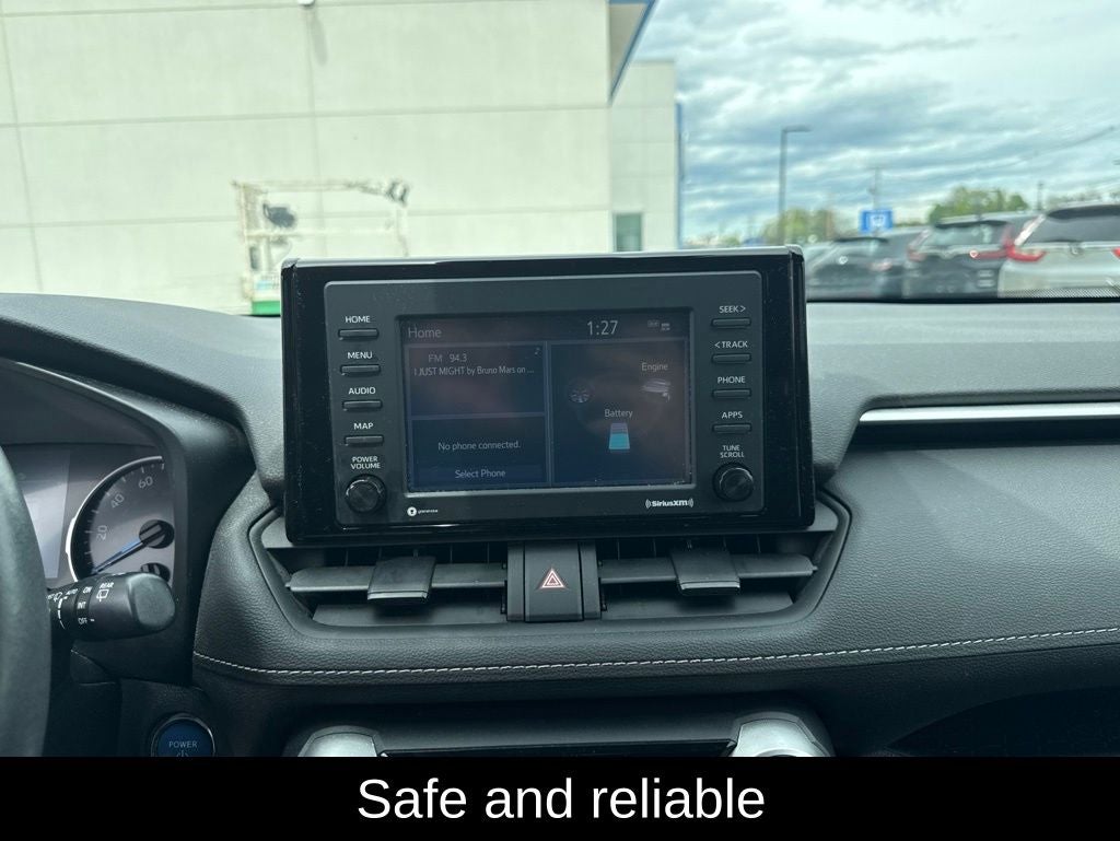 2022 Toyota RAV4 Hybrid XLE