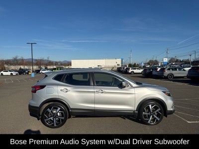 2022 Nissan Rogue Sport SL