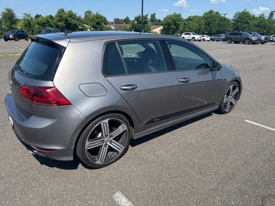 2016 Volkswagen Golf R 4Motion