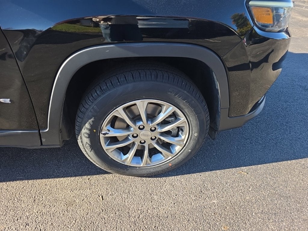 2022 Jeep Cherokee Latitude Lux