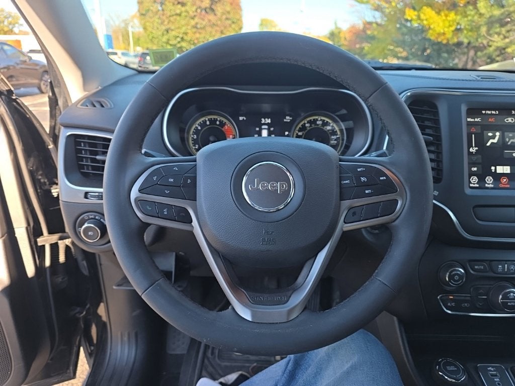 2022 Jeep Cherokee Latitude Lux