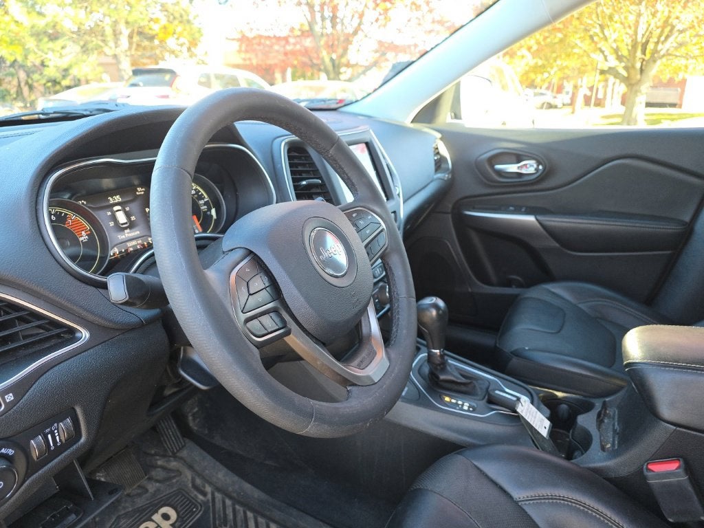 2022 Jeep Cherokee Latitude Lux