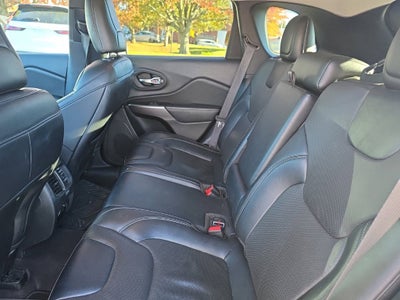 2022 Jeep Cherokee Latitude Lux