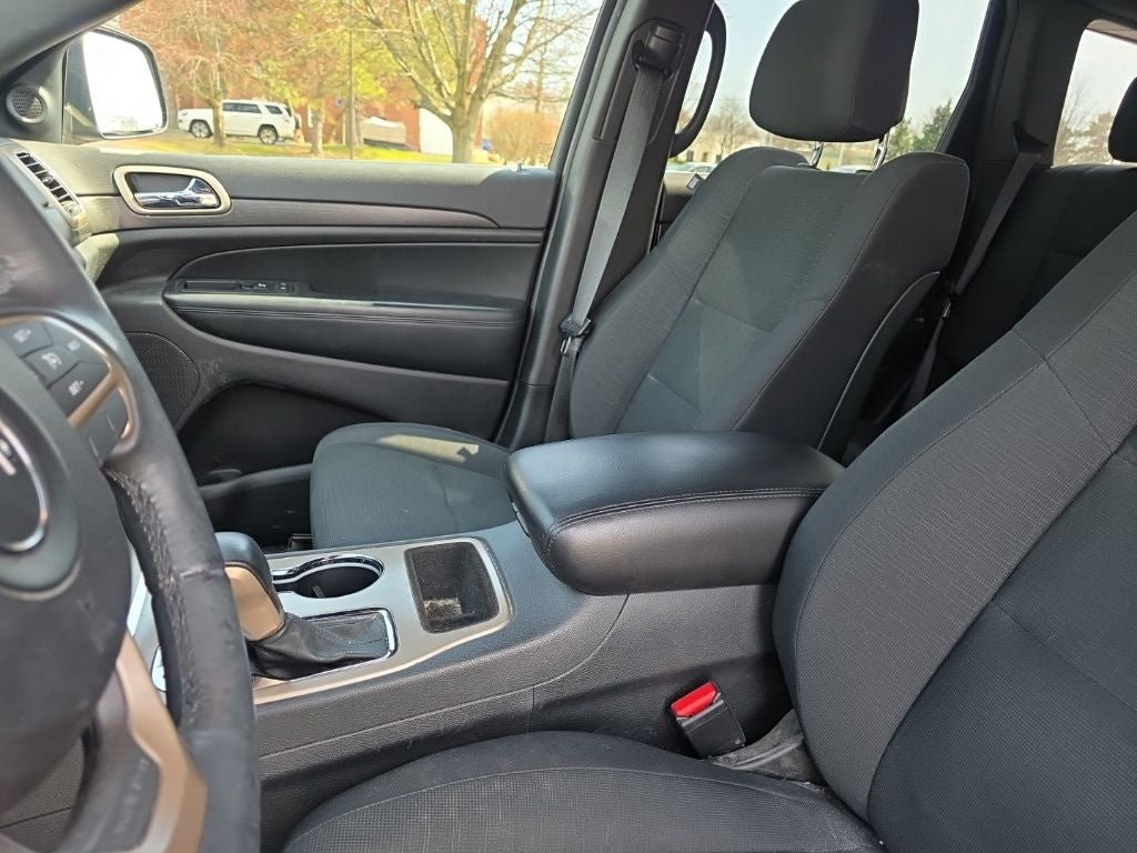 2017 Jeep Grand Cherokee Laredo