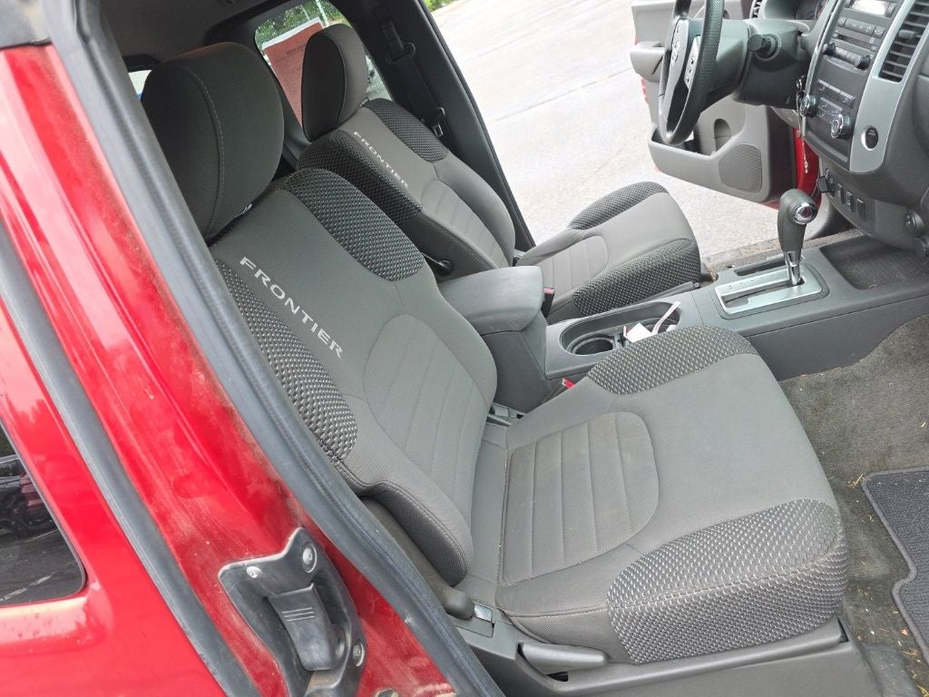 2012 Nissan Frontier SV
