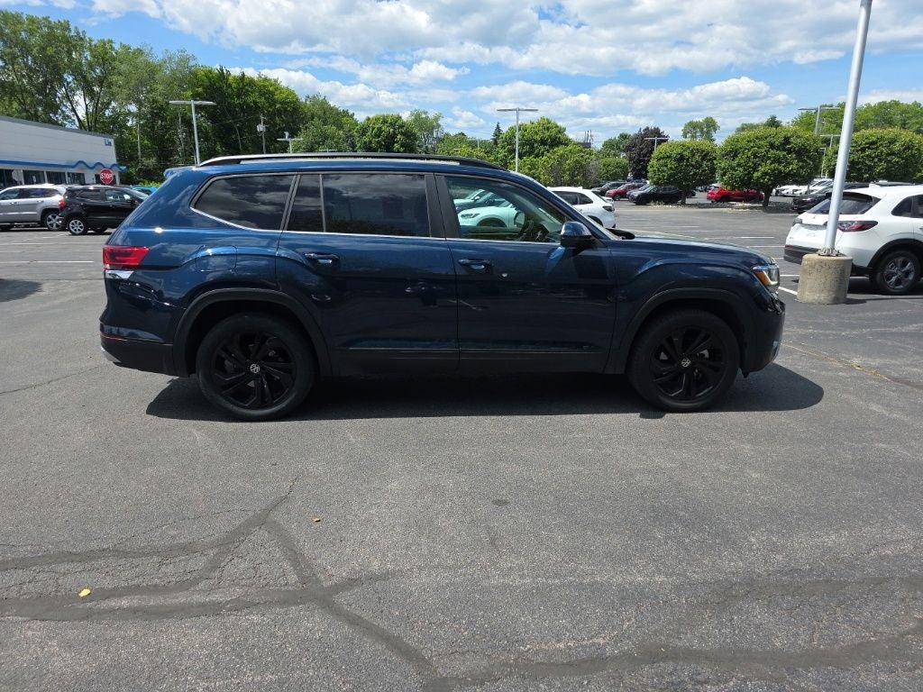 2022 Volkswagen Atlas 3.6L V6 SE w/Technology