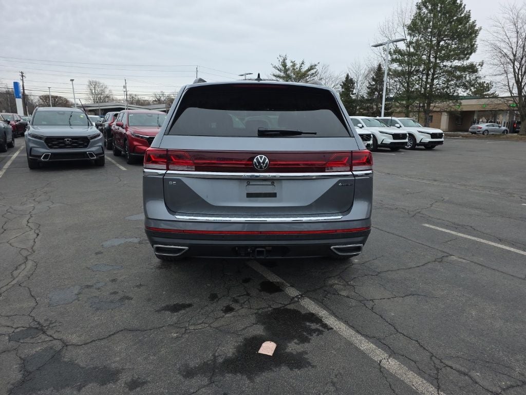 2024 Volkswagen Atlas 2.0T SE w/Technology
