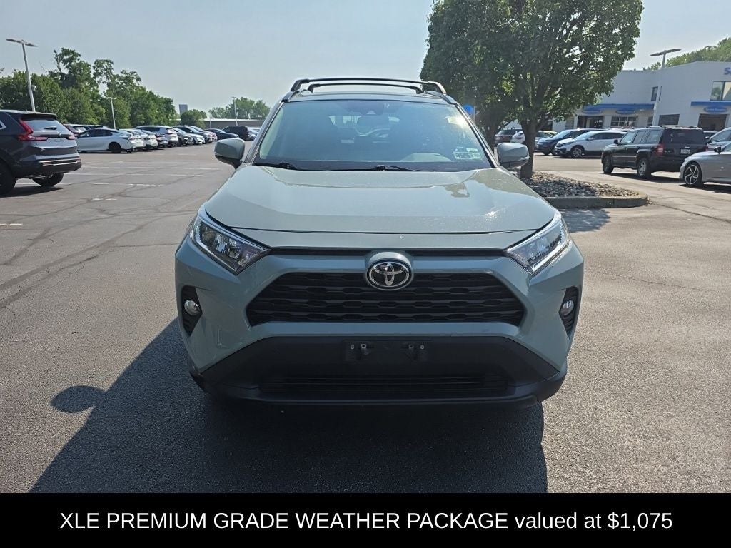 2020 Toyota RAV4 XLE Premium