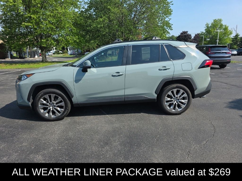 2020 Toyota RAV4 XLE Premium