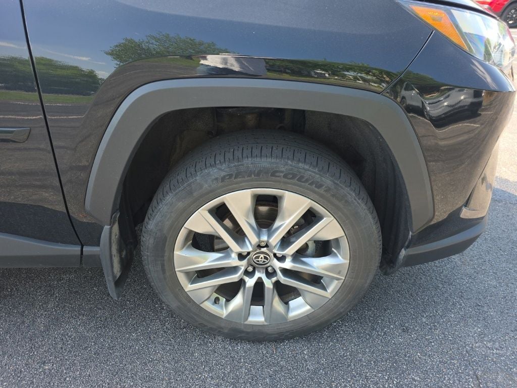 2024 Toyota RAV4 XLE Premium