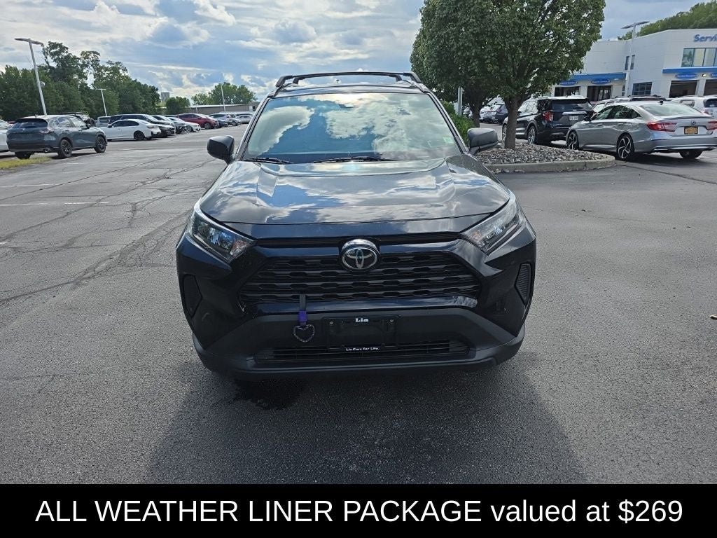 2020 Toyota RAV4 LE