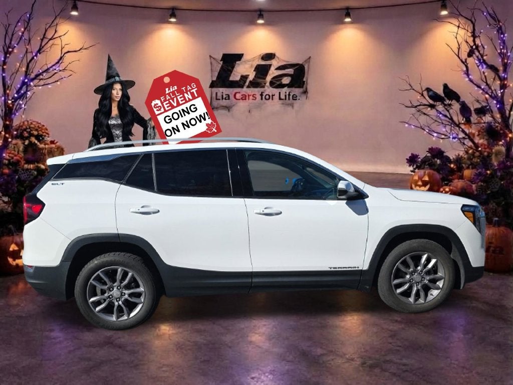 2022 GMC Terrain SLT