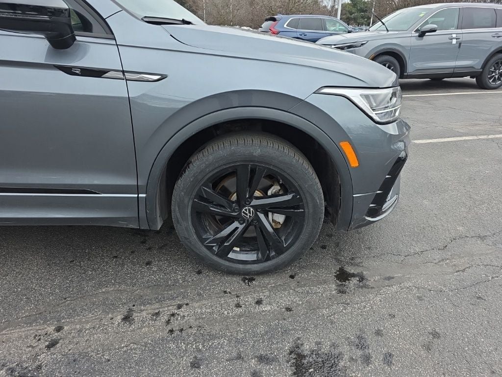 2024 Volkswagen Tiguan 2.0T SE R-Line Black