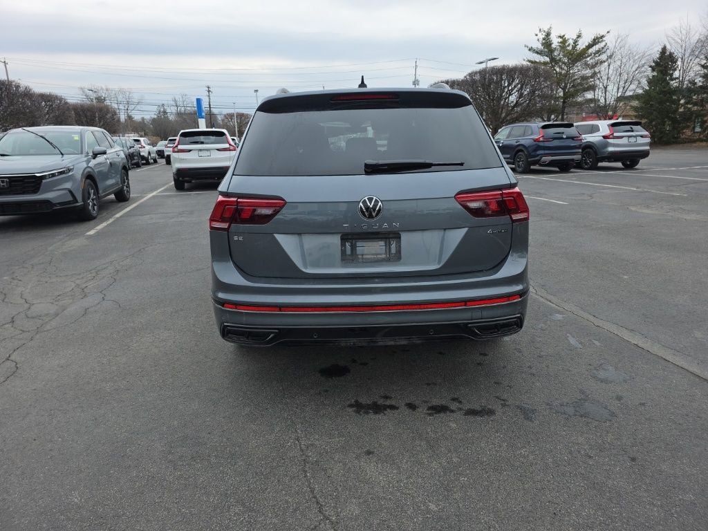 2024 Volkswagen Tiguan 2.0T SE R-Line Black