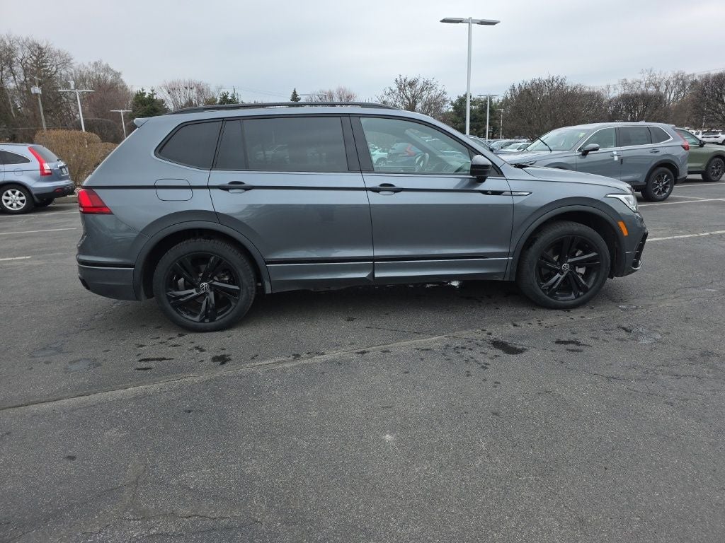 2024 Volkswagen Tiguan 2.0T SE R-Line Black