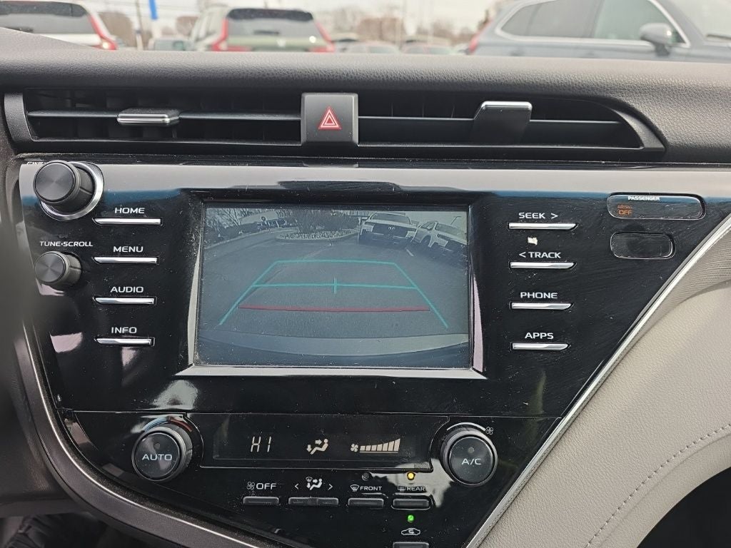 2018 Toyota Camry SE