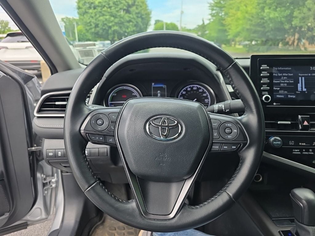2024 Toyota Camry Hybrid SE