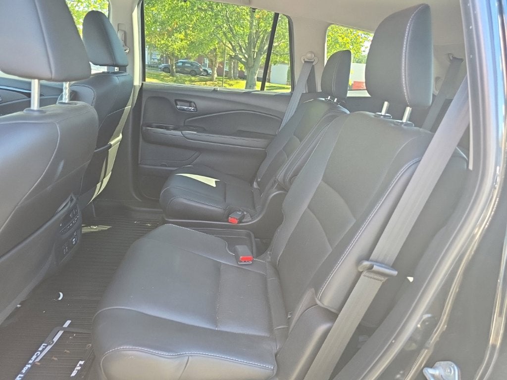 2021 Honda Pilot Touring 7 Passenger