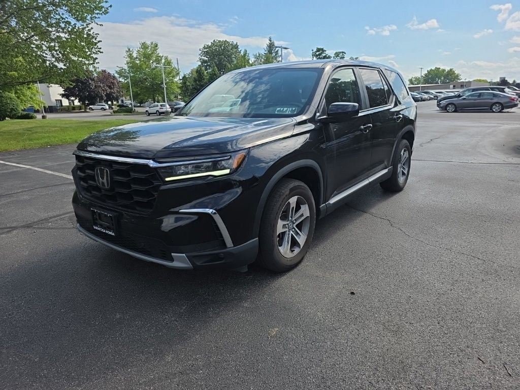 2023 Honda Pilot EX-L 8 Passenger