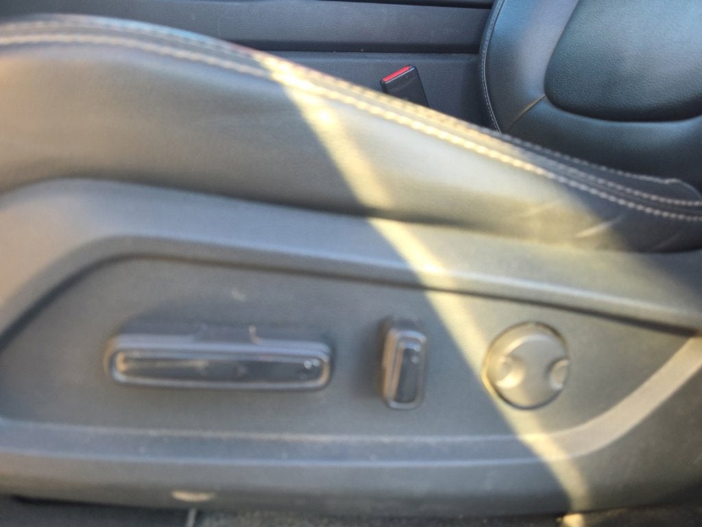 2023 Honda Pilot EX-L 8 Passenger