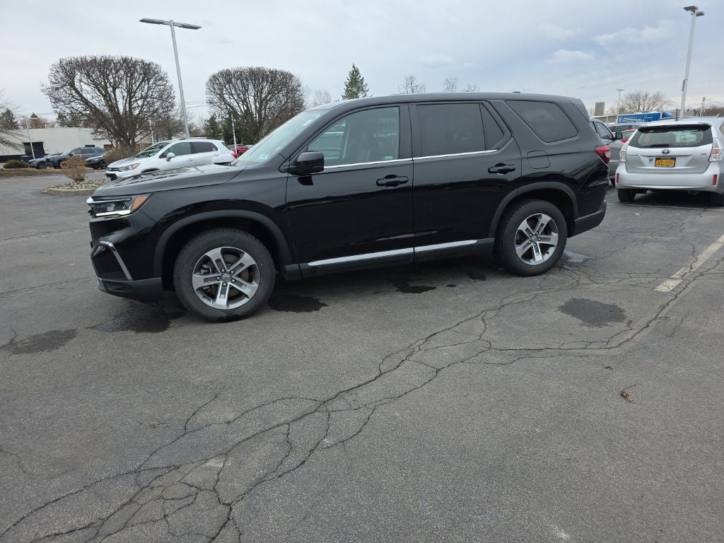 2023 Honda Pilot EX-L 7 Passenger