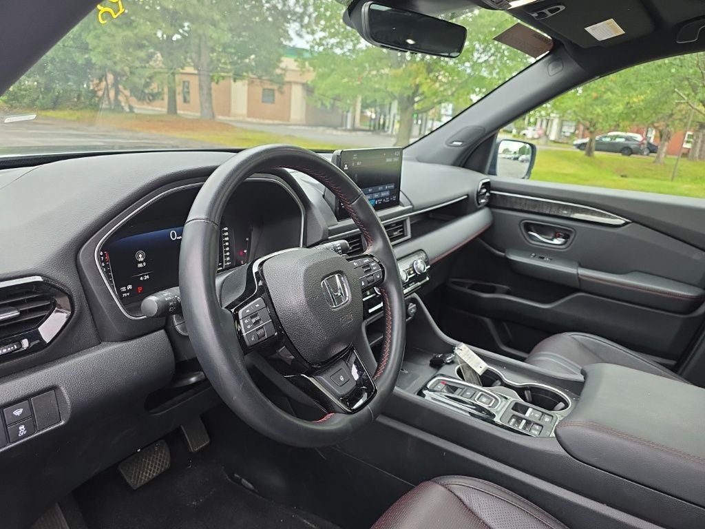 2025 Honda Pilot Black Edition