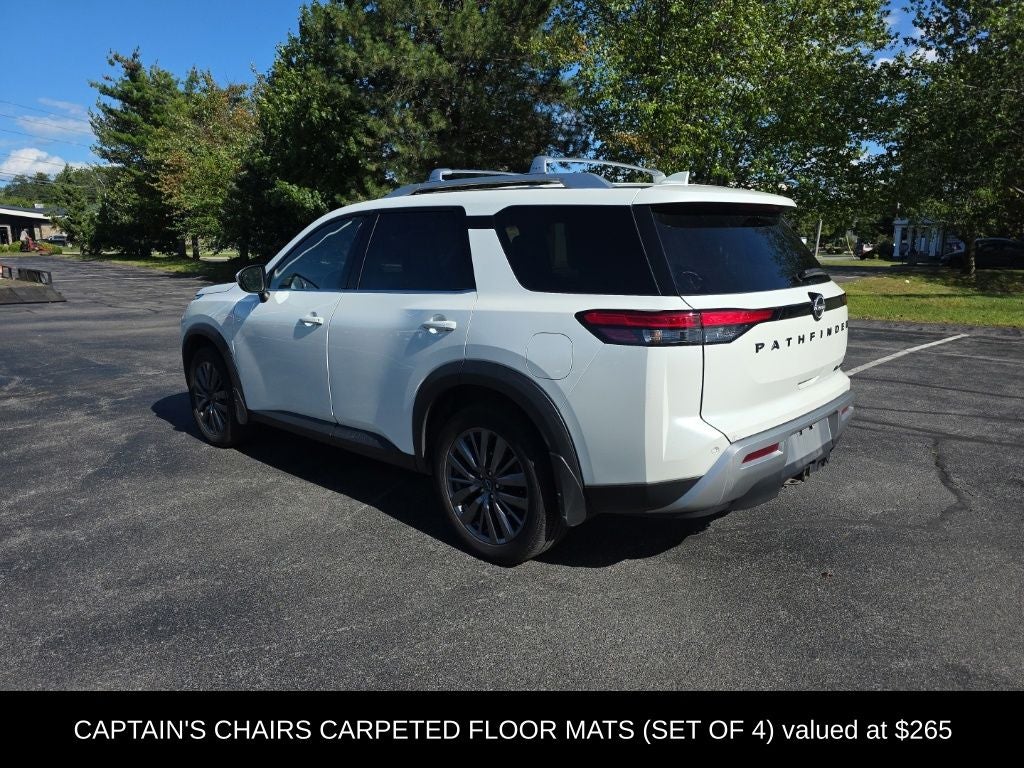 2023 Nissan Pathfinder SL