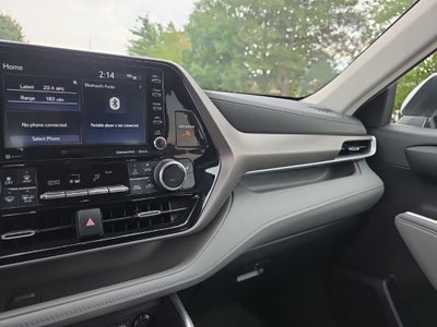 2022 Toyota Highlander XLE