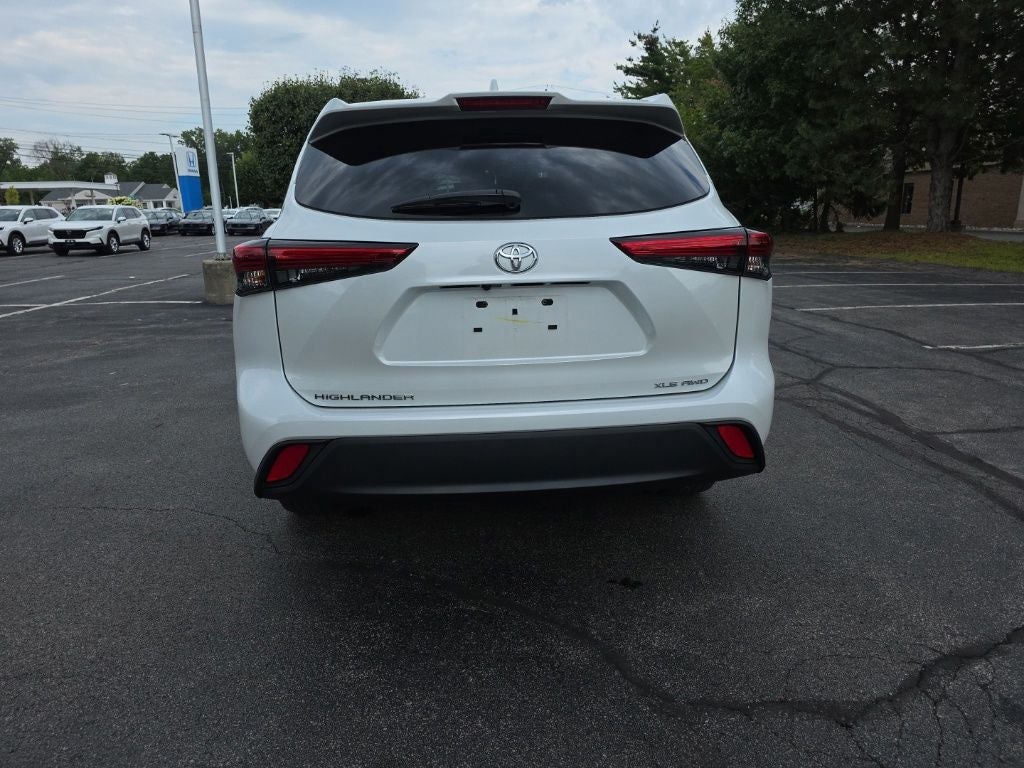 2022 Toyota Highlander XLE