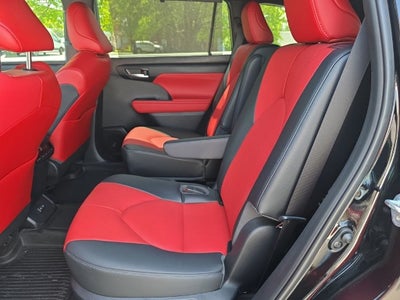 2023 Toyota Highlander XSE