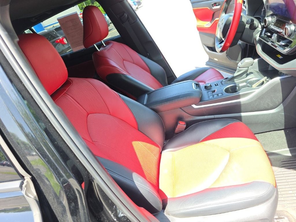 2023 Toyota Highlander XSE