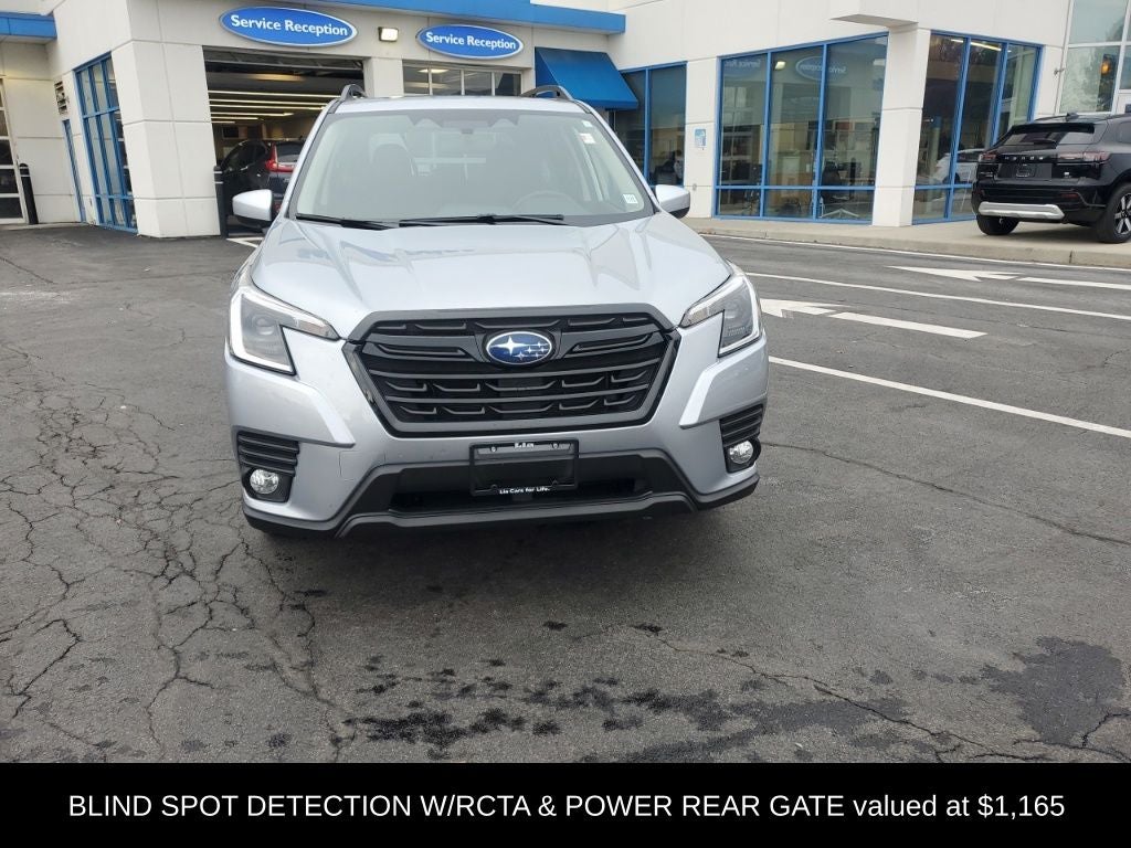 2023 Subaru Forester Premium
