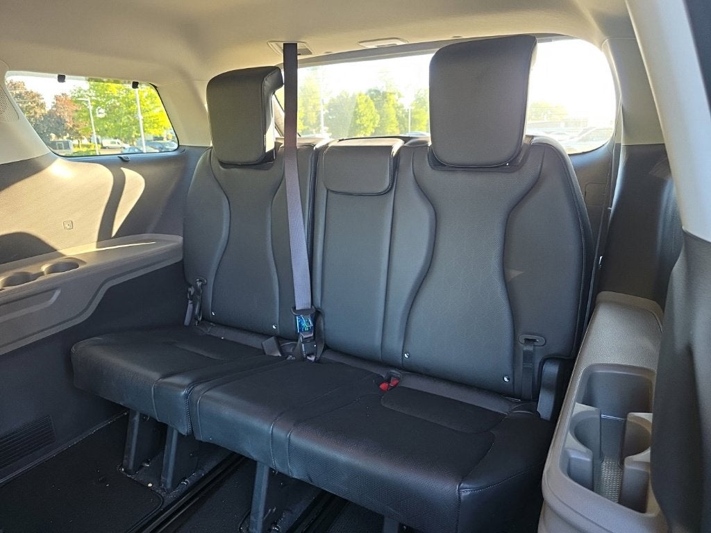 2025 Kia Carnival Hybrid EX