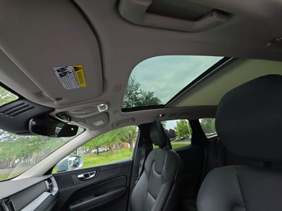 2018 Volvo XC60 T5 Momentum