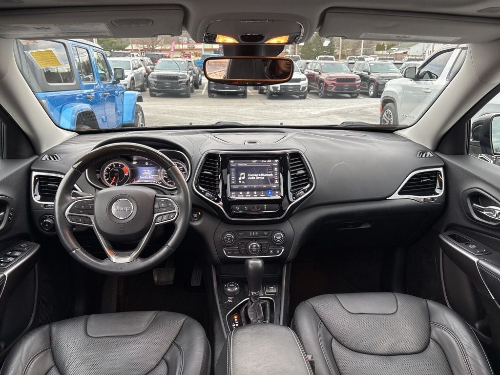 2019 Jeep Cherokee Overland