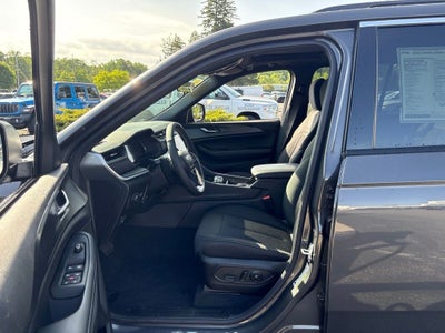 2026 Jeep Grand Cherokee Laredo X