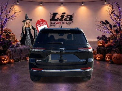 2027 Jeep Grand Cherokee Laredo X