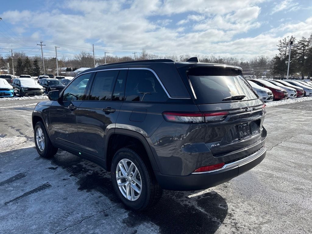 2026 Jeep Grand Cherokee Laredo