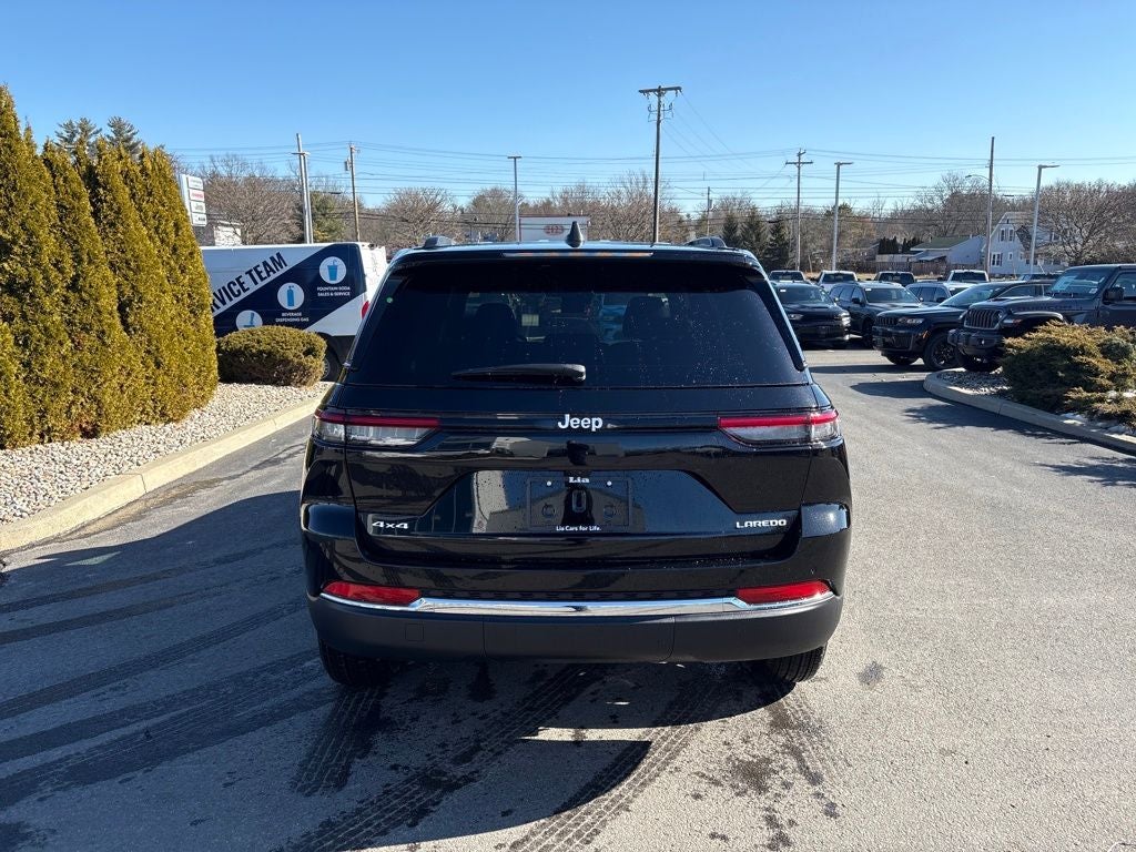 2026 Jeep Grand Cherokee Laredo