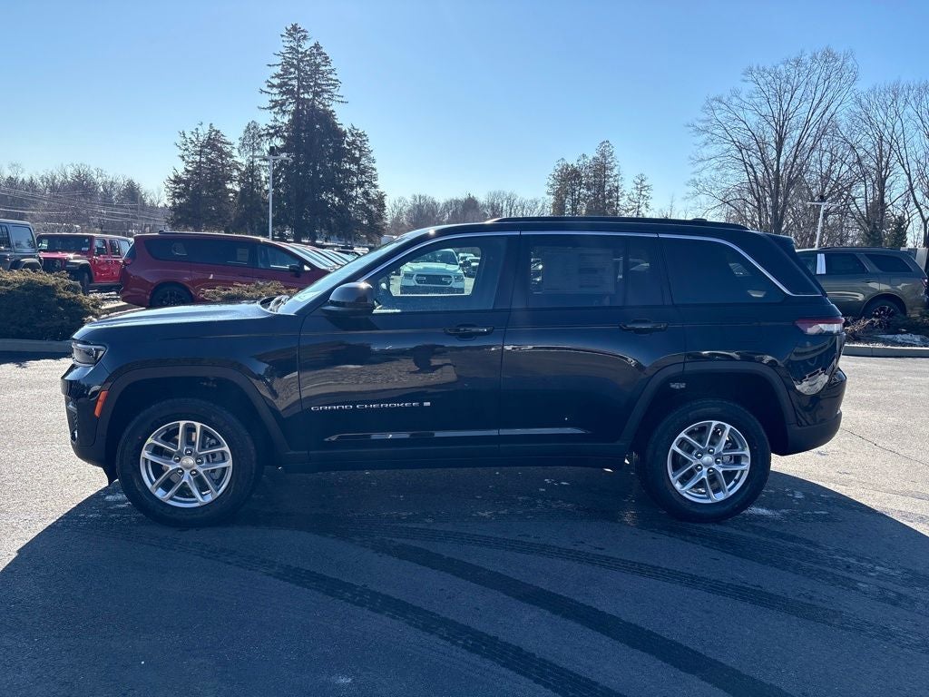 2026 Jeep Grand Cherokee Laredo