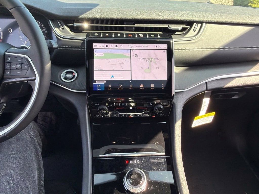 2027 Jeep Grand Cherokee Laredo X