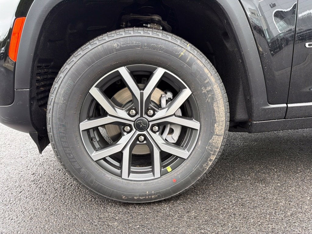 2027 Jeep Grand Cherokee Laredo X