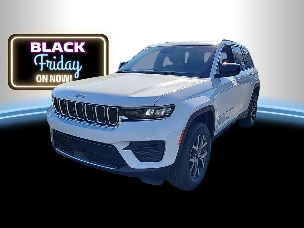 2027 Jeep Grand Cherokee Laredo X