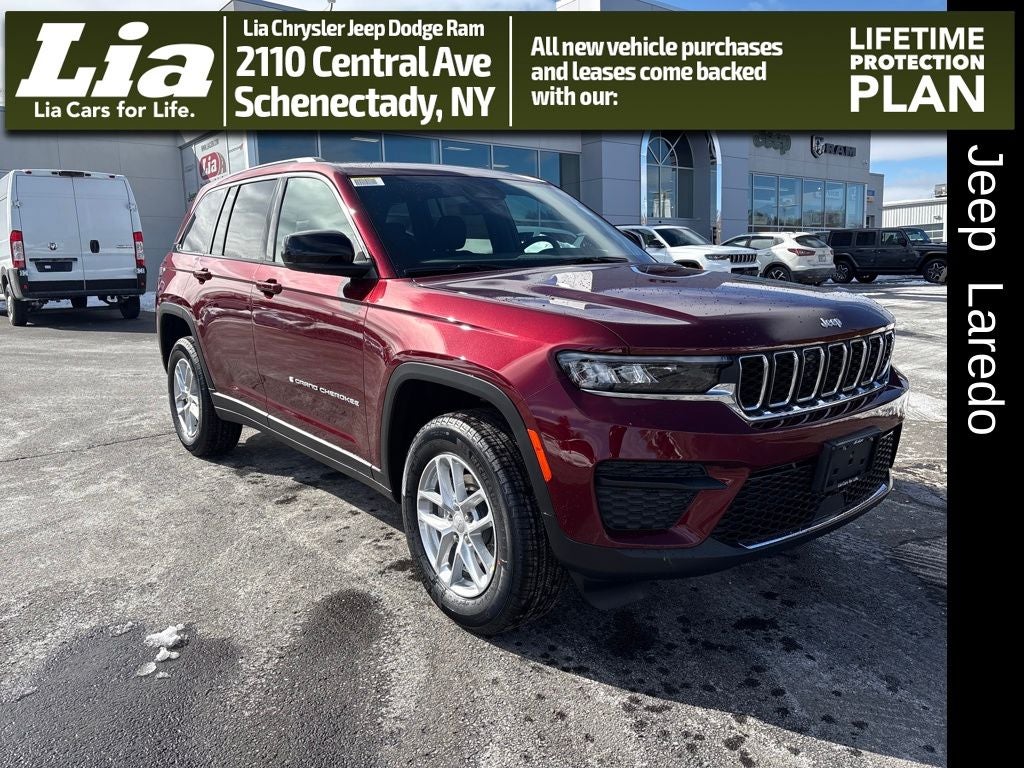 2026 Jeep Grand Cherokee Laredo