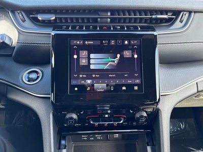 2026 Jeep Grand Cherokee Laredo